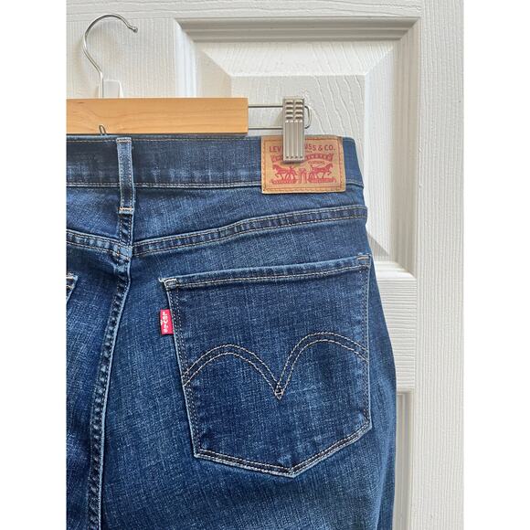 Levi’s Curvy Size 32 Blue Bootcut Jeans 31.5 Inch Inseam Style 57970 - Picture 6 of 13